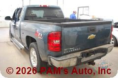 Vehicle photo 5