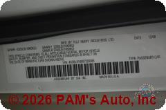 Vehicle photo 13