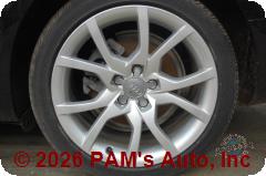 Vehicle photo 7
