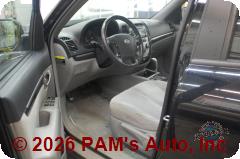 Vehicle photo 8