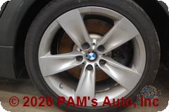 Vehicle photo 7