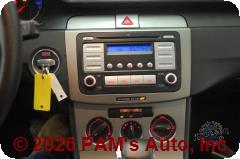 Vehicle photo 11