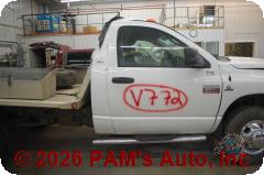 Vehicle photo 3