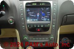 Vehicle photo 11