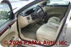 Vehicle photo 8