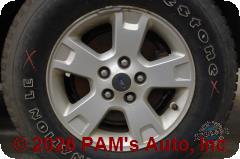 Vehicle photo 7