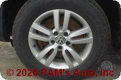 Vehicle photo 7
