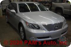 Vehicle photo 2