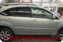 Vehicle photo 3