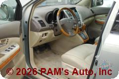 Vehicle photo 8
