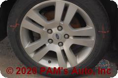 Vehicle photo 7