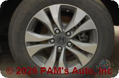 Vehicle photo 7