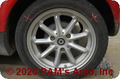 Vehicle photo 7