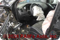 Vehicle photo 8