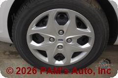 Vehicle photo 7