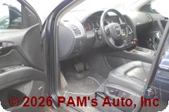 Vehicle photo 8