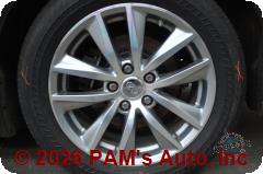 Vehicle photo 7
