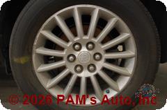 Vehicle photo 7