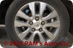 Vehicle photo 7