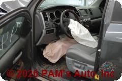 Vehicle photo 8