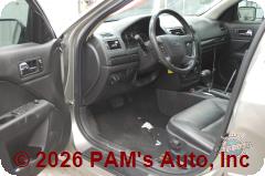 Vehicle photo 8
