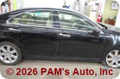Vehicle photo 3