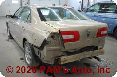 Vehicle photo 5