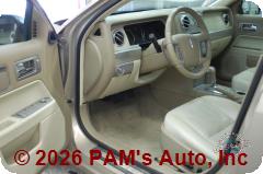 Vehicle photo 8