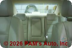 Vehicle photo 9