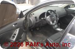 Vehicle photo 8