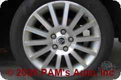 Vehicle photo 7