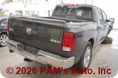Vehicle photo 4