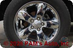 Vehicle photo 7