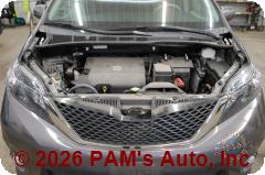 Vehicle photo 12