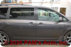 Vehicle photo 3