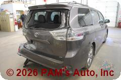 Vehicle photo 4