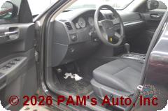 Vehicle photo 8