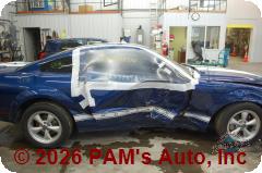 Vehicle photo 3