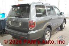 Vehicle photo 4