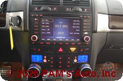 Vehicle photo 11