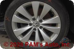 Vehicle photo 7