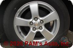 Vehicle photo 7