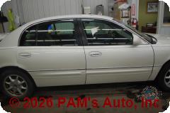 Vehicle photo 3