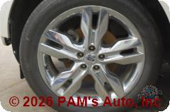 Vehicle photo 7