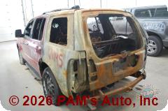 Vehicle photo 5
