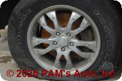 Vehicle photo 7