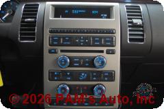 Vehicle photo 11