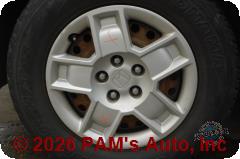 Vehicle photo 7