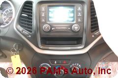 Vehicle photo 11