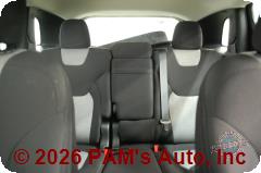 Vehicle photo 9